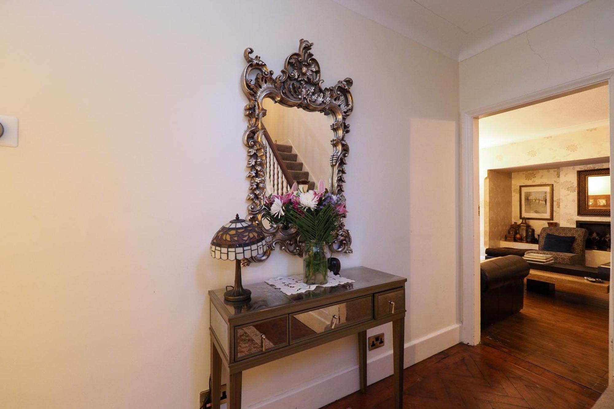 Westmorland - 4 Bedroom House - Free Parking For Up To 7 Cars - Walking Distance To Qmc And University - Ideal For Contractors And Large Groups 诺丁汉 外观 照片