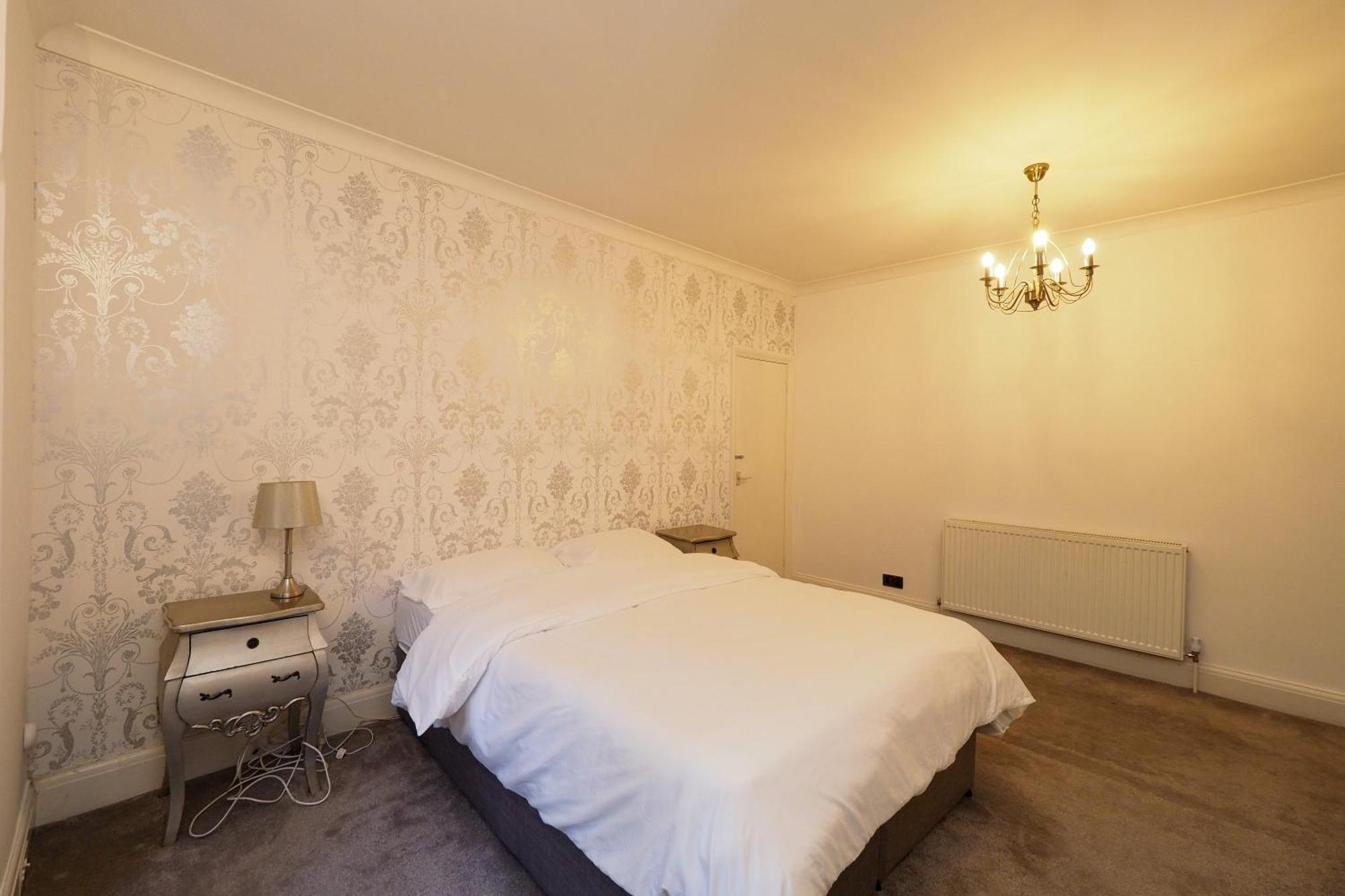 Westmorland - 4 Bedroom House - Free Parking For Up To 7 Cars - Walking Distance To Qmc And University - Ideal For Contractors And Large Groups 诺丁汉 外观 照片