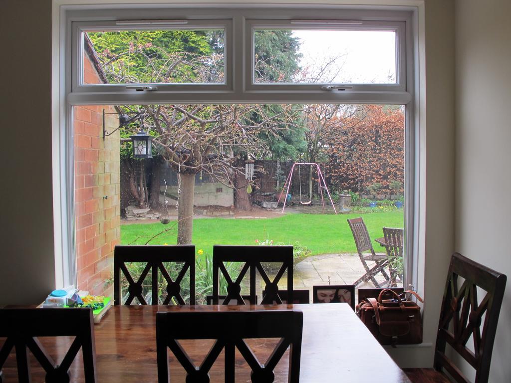 Westmorland - 4 Bedroom House - Free Parking For Up To 7 Cars - Walking Distance To Qmc And University - Ideal For Contractors And Large Groups 诺丁汉 外观 照片