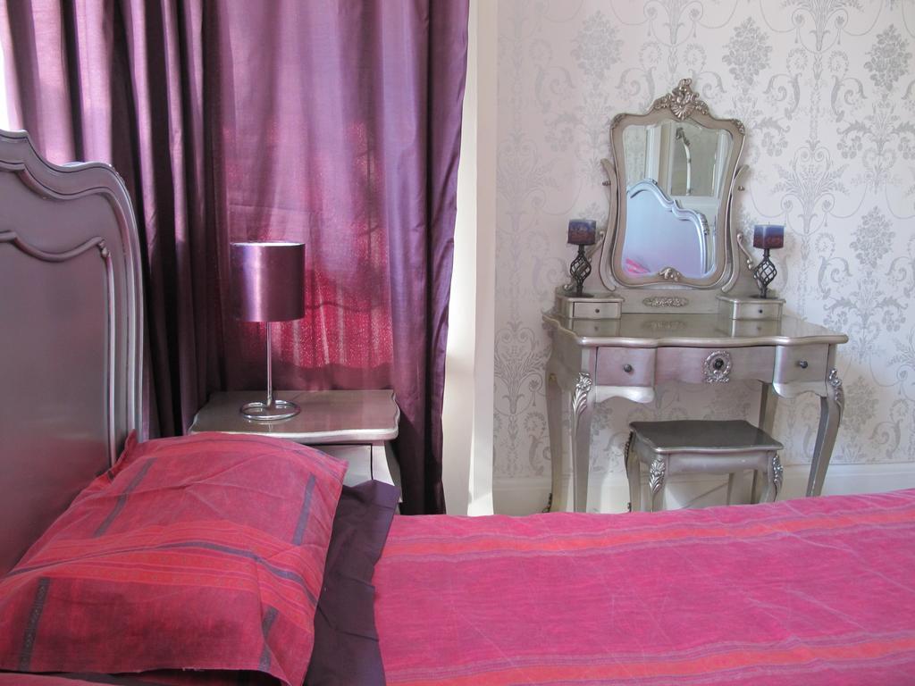 Westmorland - 4 Bedroom House - Free Parking For Up To 7 Cars - Walking Distance To Qmc And University - Ideal For Contractors And Large Groups 诺丁汉 外观 照片