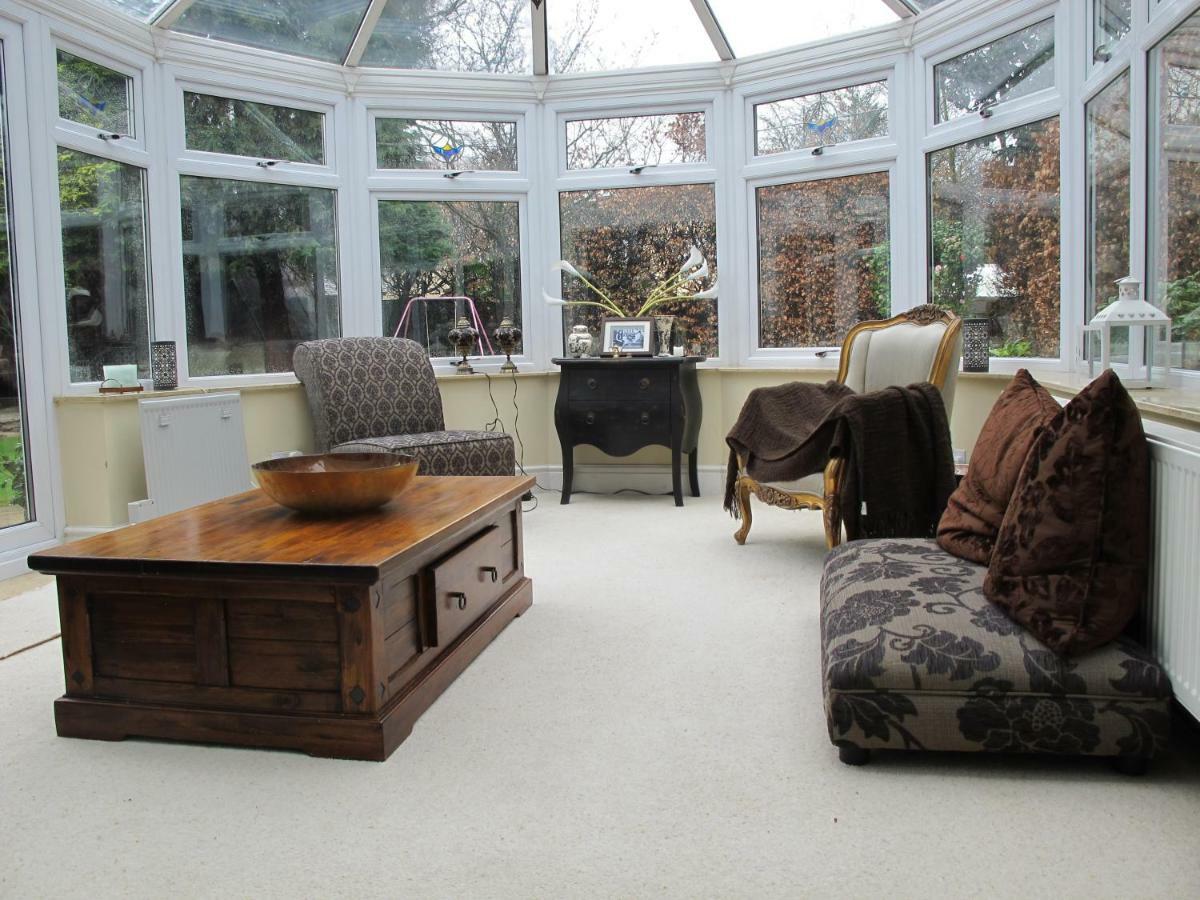 Westmorland - 4 Bedroom House - Free Parking For Up To 7 Cars - Walking Distance To Qmc And University - Ideal For Contractors And Large Groups 诺丁汉 外观 照片