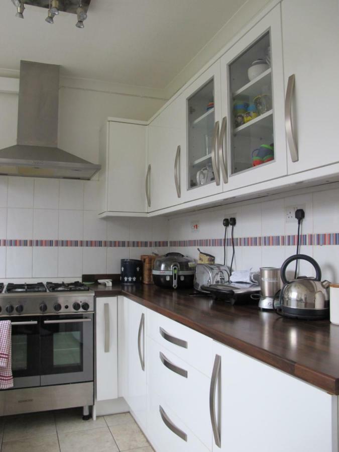 Westmorland - 4 Bedroom House - Free Parking For Up To 7 Cars - Walking Distance To Qmc And University - Ideal For Contractors And Large Groups 诺丁汉 外观 照片