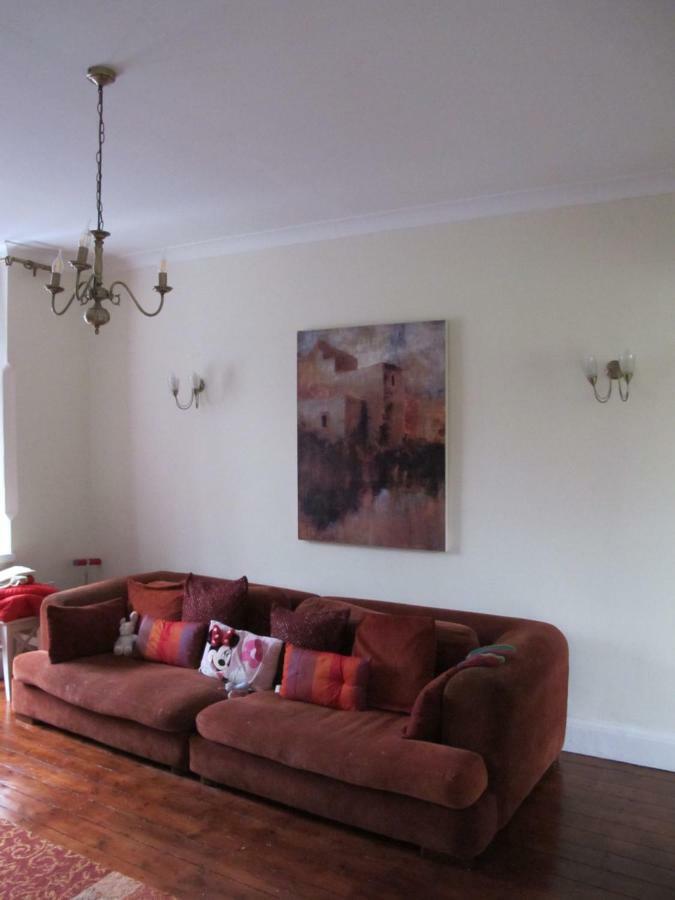 Westmorland - 4 Bedroom House - Free Parking For Up To 7 Cars - Walking Distance To Qmc And University - Ideal For Contractors And Large Groups 诺丁汉 外观 照片